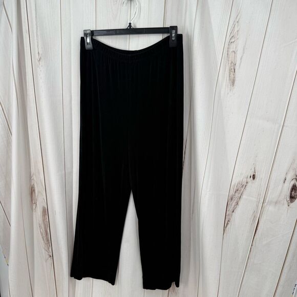 Chico’s Travelers Women’s 1 Black Slinky Stretchy Pants - Picture 1 of 4